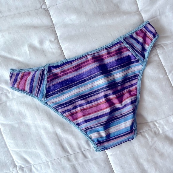 BECCA South Coast Adela Hipster Bikini Bottom in Starry Night Size XS NWOT - Picture 9 of 12